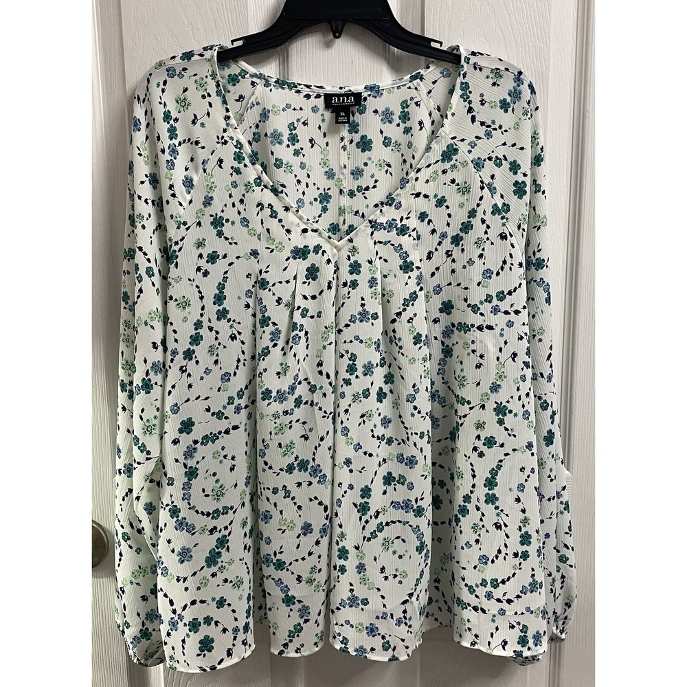 a.n.a Women's Green&White Floral Print Blouse Lightweight St. Patrick's Sz. XL